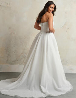 Rebecca Ingram Elizabeth Wedding Dress